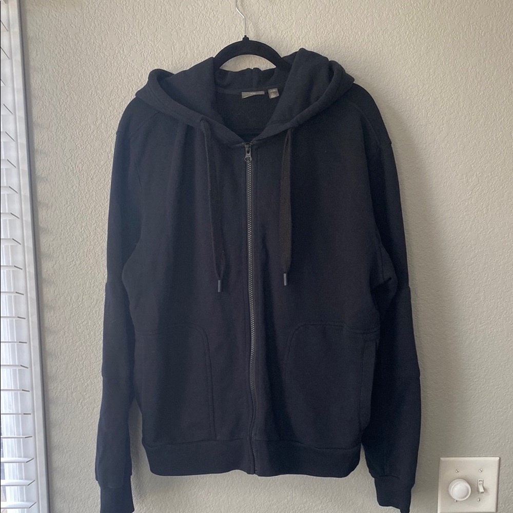 Zella Black Hoodie Sweater